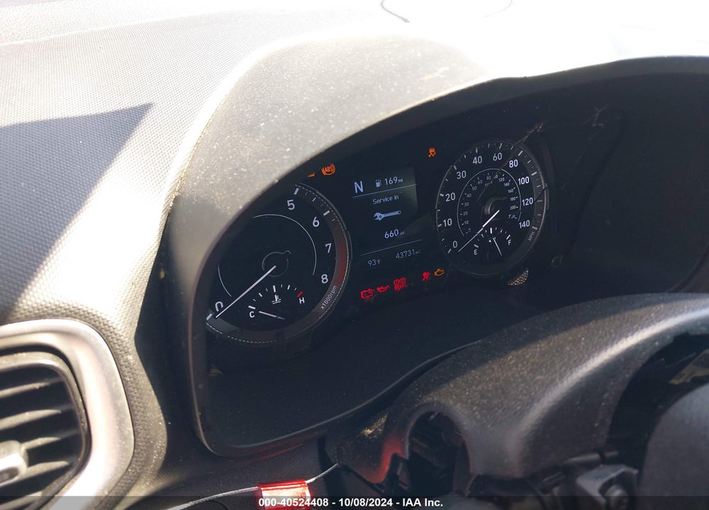 2022 HYUNDAI VENUE SEL VIN: KMHRC8A39NU152439