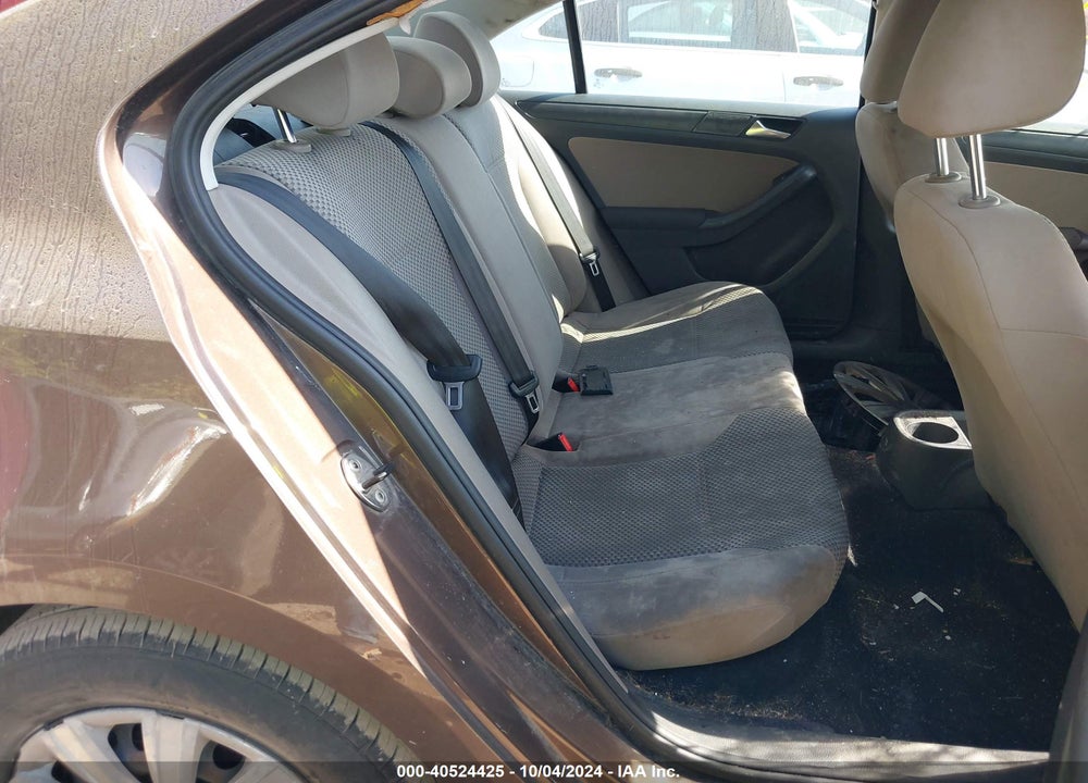2012 VOLKSWAGEN JETTA 2.0L S VIN: 3VW2K7AJ2CM304660