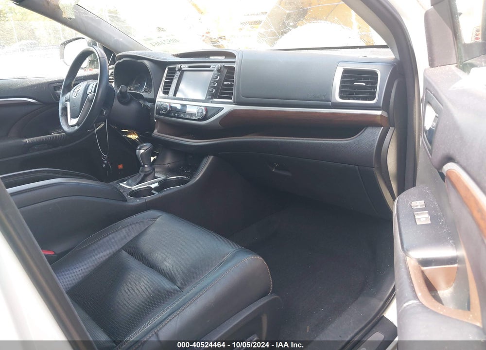 2016 TOYOTA HIGHLANDER LIMITED V6 VIN: 5TDDKRFH2GS292299