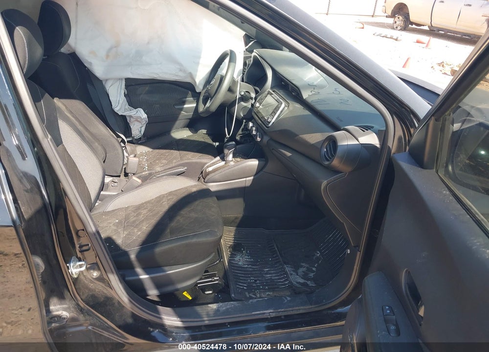 2018 NISSAN KICKS S VIN: 3N1CP5CU9JL523478