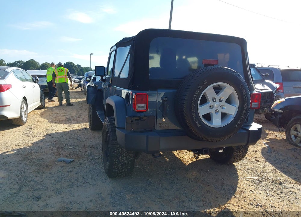 2015 JEEP WRANGLER / VIN: 1C4AJWAGXFL689553