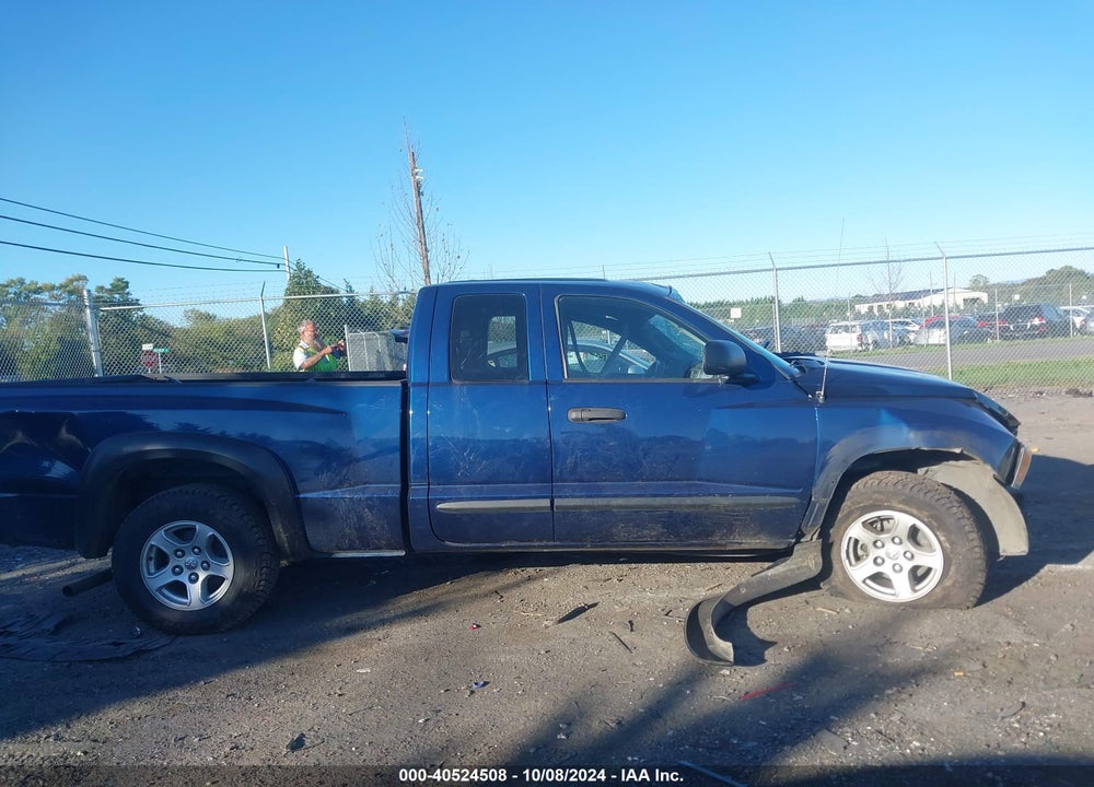 2007 DODGE DAKOTA SLT VIN: 1D7HW42K67S138329