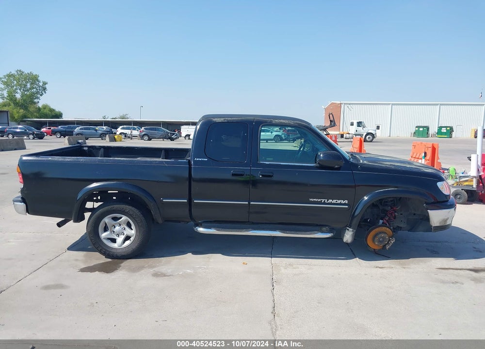 2000 TOYOTA TUNDRA LTD V8 VIN: 5TBRT3814YS078277