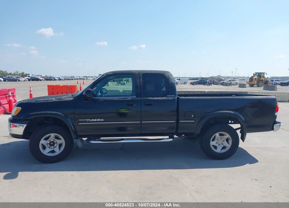 2000 TOYOTA TUNDRA LTD V8 VIN: 5TBRT3814YS078277