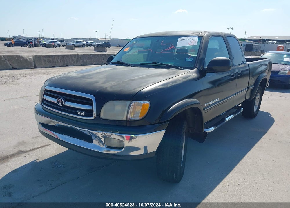 2000 TOYOTA TUNDRA LTD V8 VIN: 5TBRT3814YS078277