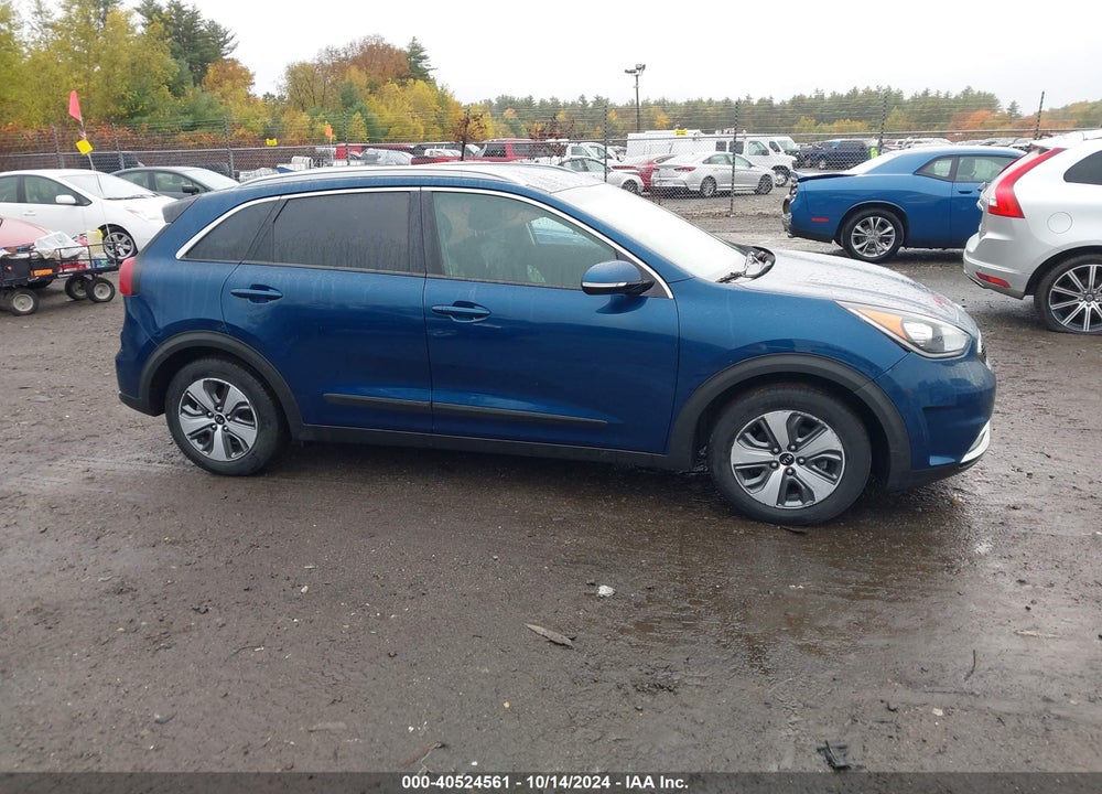 2018 KIA NIRO EX VIN: KNDCC3LC6J5176244