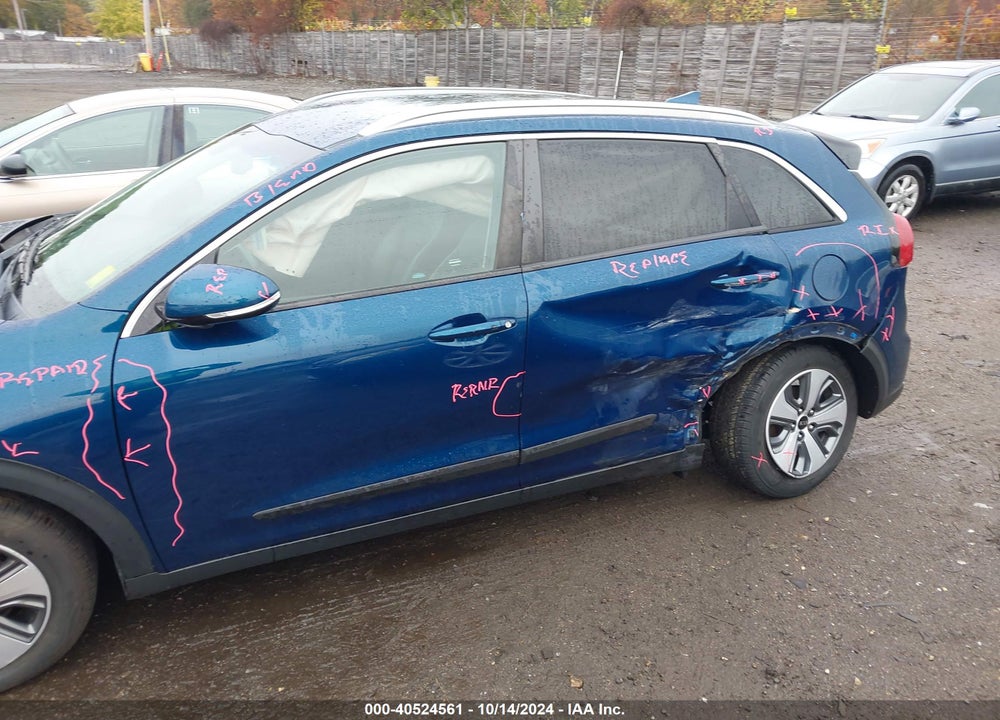 2018 KIA NIRO EX VIN: KNDCC3LC6J5176244