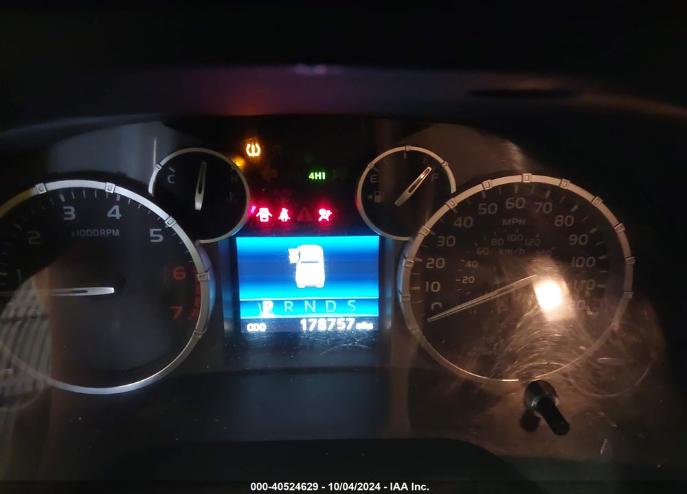 2014 TOYOTA TUNDRA SR5 5.7L V8 VIN: 5TFUY5F1XEX396203
