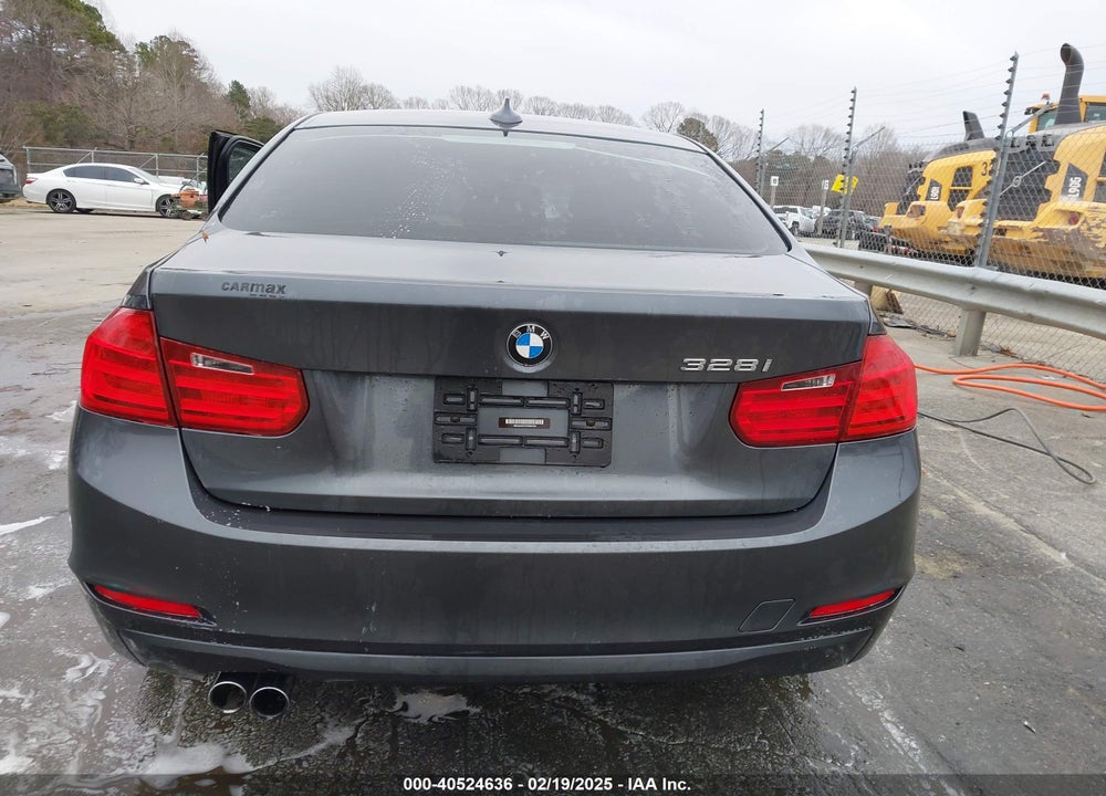 2013 BMW 328I VIN: WBA3A5C57DF602358