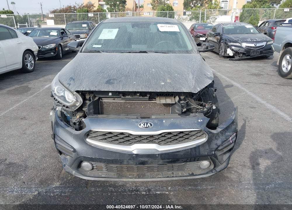 2019 KIA FORTE LXS VIN: 3KPF24AD8KE083328