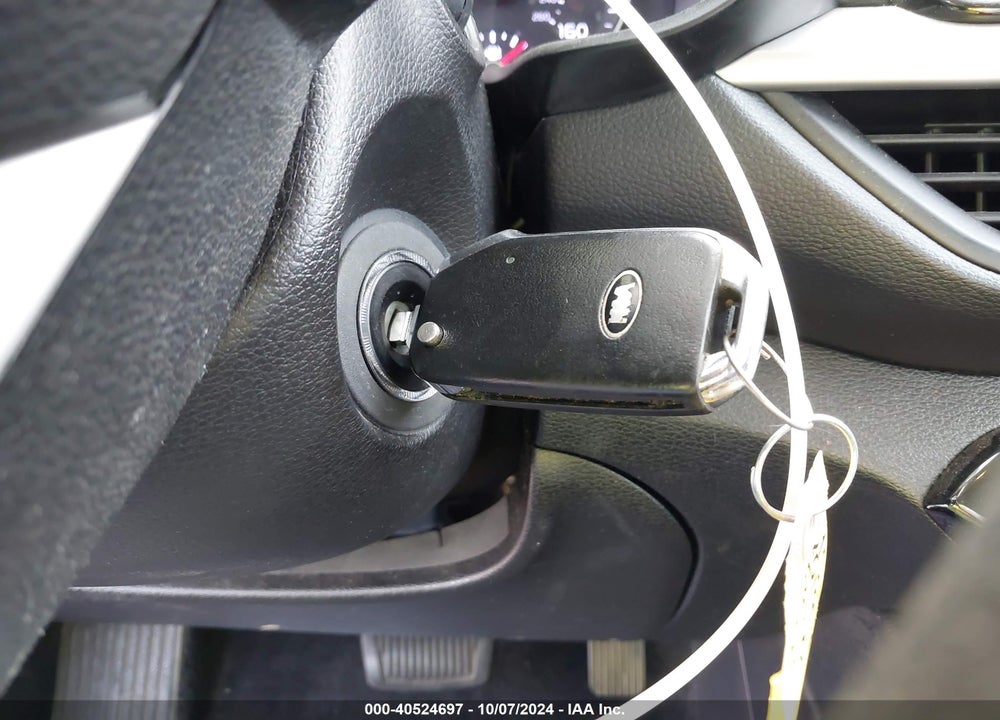 2019 KIA FORTE LXS VIN: 3KPF24AD8KE083328