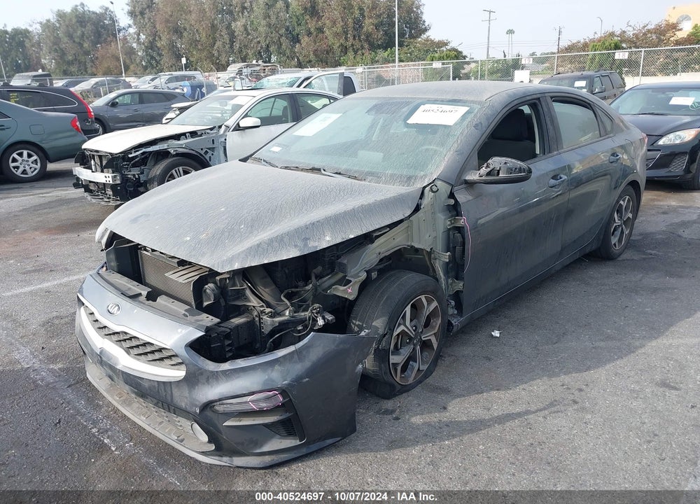 2019 KIA FORTE LXS VIN: 3KPF24AD8KE083328