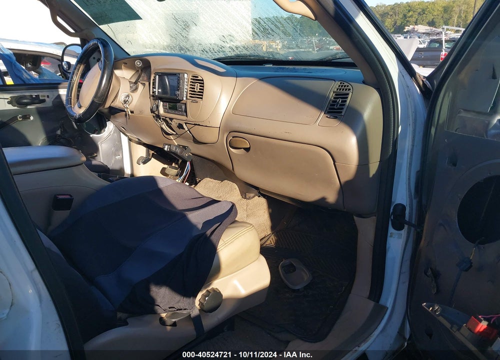 2002 FORD F-150 LARIAT/XLT VIN: 1FTRW08L62KA03738