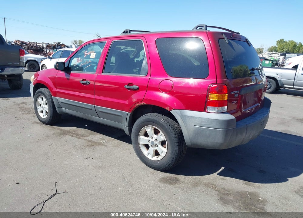 2005 FORD ESCAPE XLT VIN: 1FMYU93125KA79744