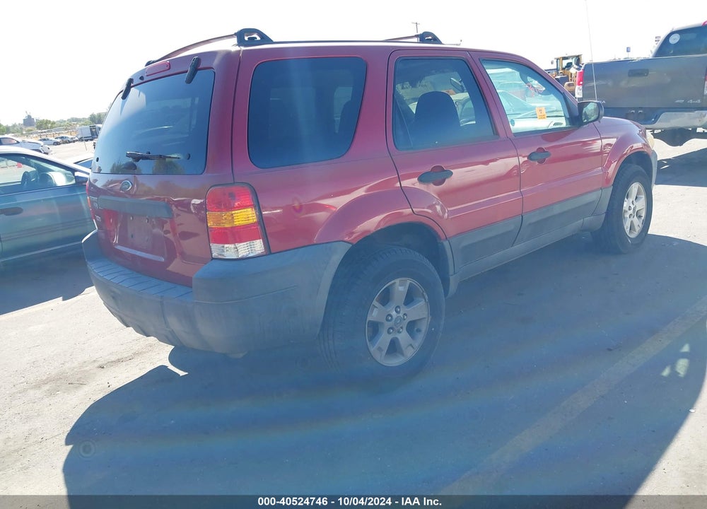 2005 FORD ESCAPE XLT VIN: 1FMYU93125KA79744
