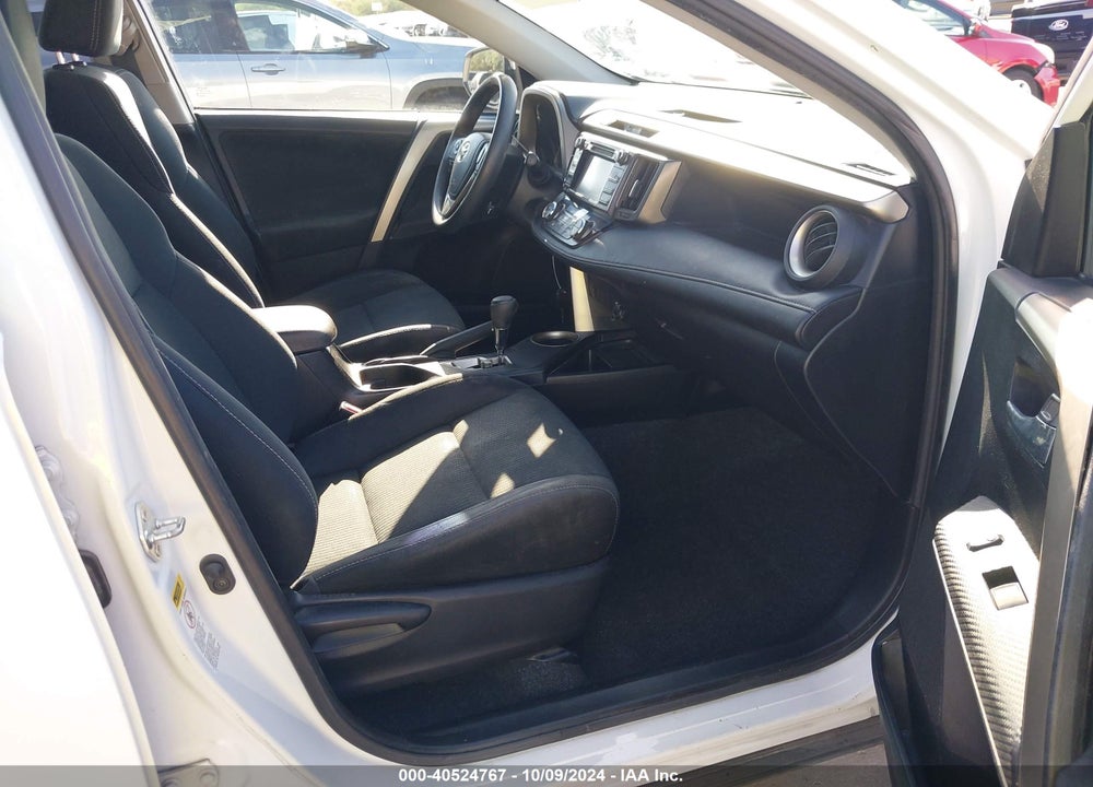 2015 TOYOTA RAV4 XLE VIN: 2T3WFREVXFW155824
