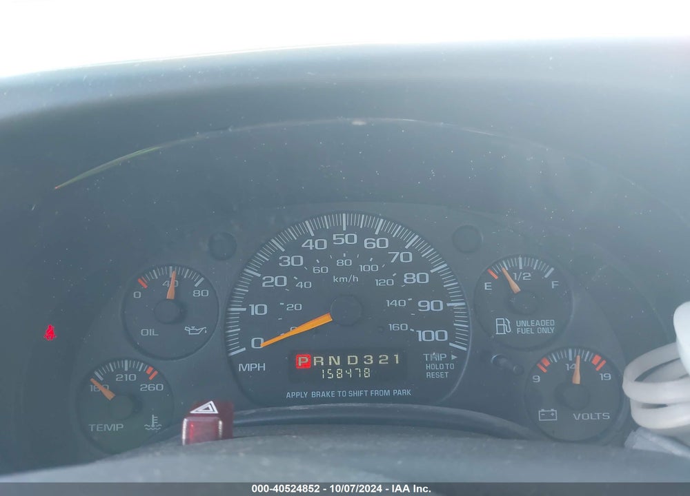 2001 CHEVROLET EXPRESS VIN: 1GCGG25R111200281