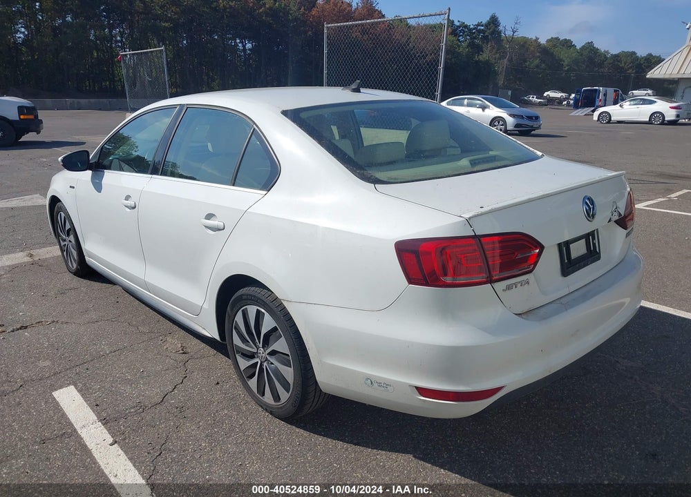 2014 VOLKSWAGEN JETTA HYBRID SEL PREMIUM VIN: 3VW637AJ2EM291488