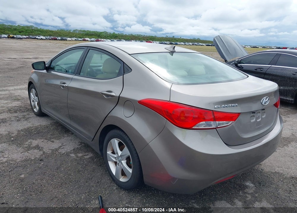 2013 HYUNDAI ELANTRA GLS VIN: 5NPDH4AE8DH231135