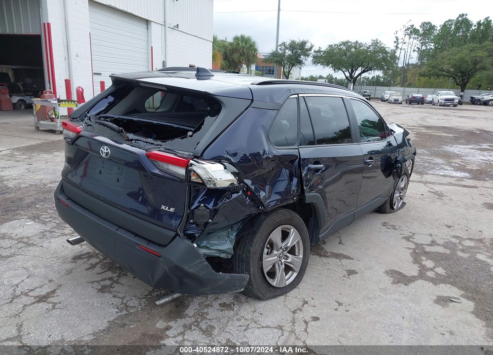 2023 TOYOTA RAV4 XLE VIN: 2T3W1RFV5PW268689