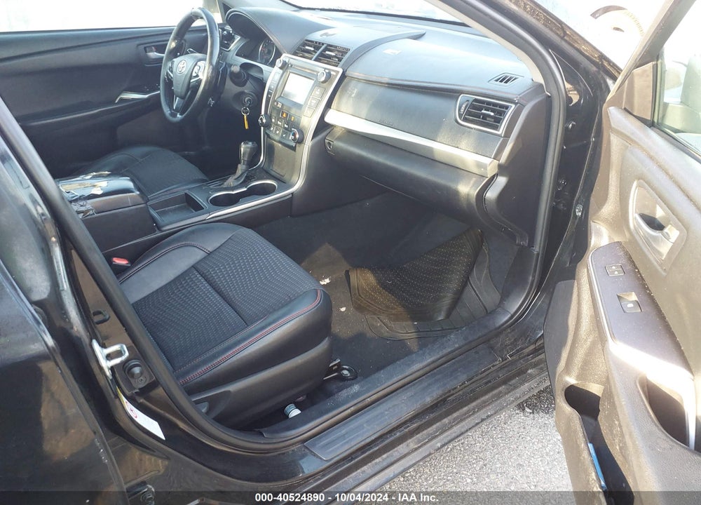 2015 TOYOTA CAMRY SE VIN: 4T1BF1FK6FU101921