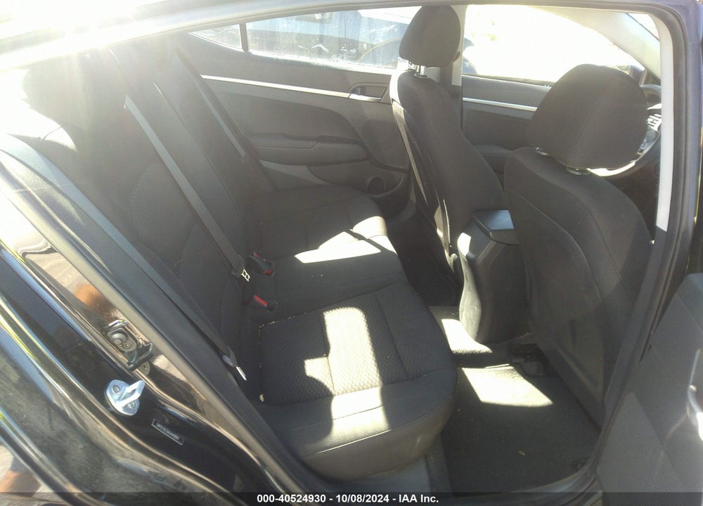 2019 HYUNDAI ELANTRA SE VIN: 5NPD74LF6KH449841