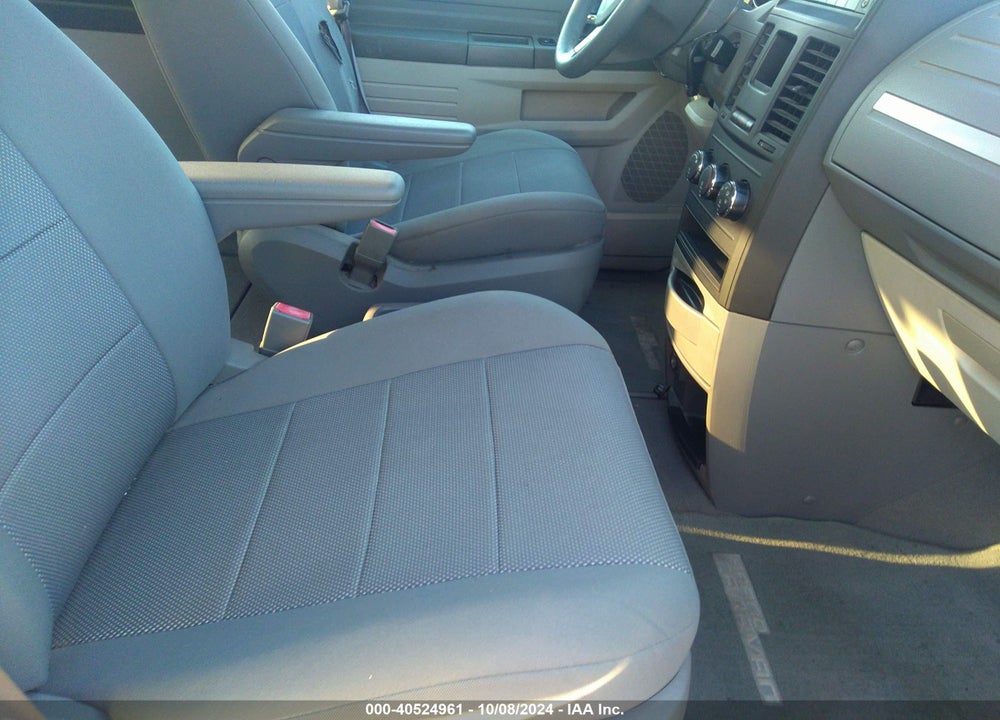 2009 DODGE GRAND CARAVAN SE VIN: 2D8HN44E29R575738