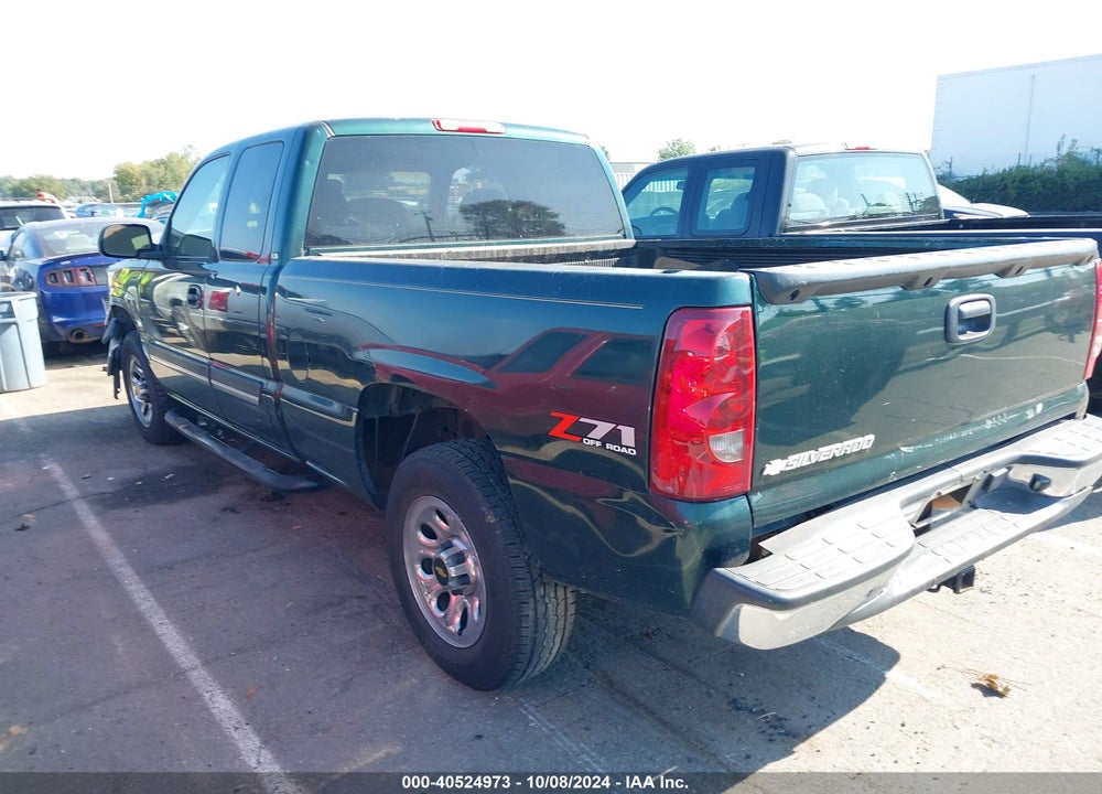 2003 CHEVROLET SILVERADO 1500 LS VIN: 2GCEK19T831329590