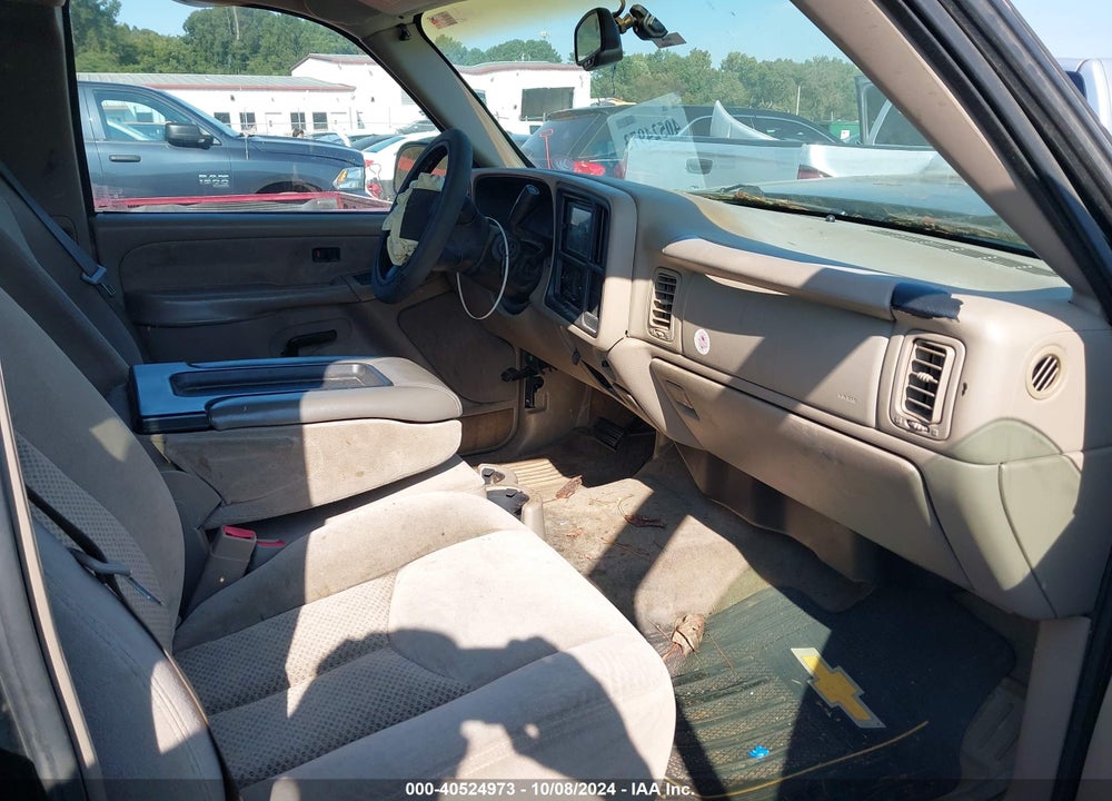 2003 CHEVROLET SILVERADO 1500 LS VIN: 2GCEK19T831329590