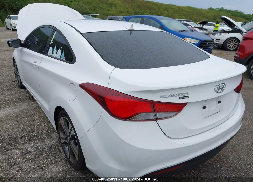 2014 HYUNDAI ELANTRA VIN: KMHDH6AHXEU029082