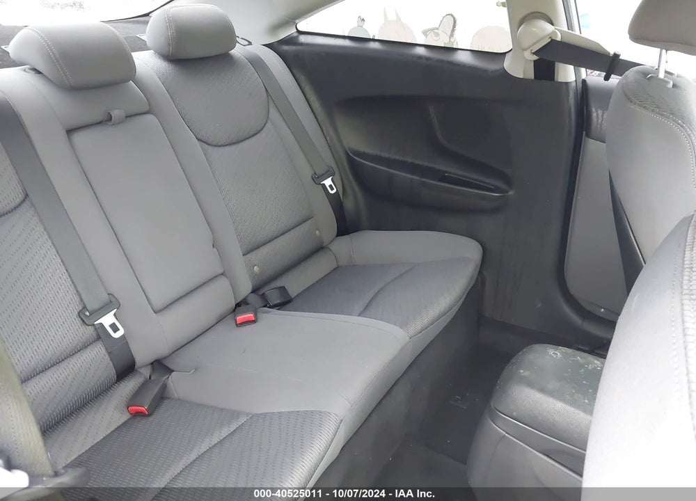 2014 HYUNDAI ELANTRA VIN: KMHDH6AHXEU029082
