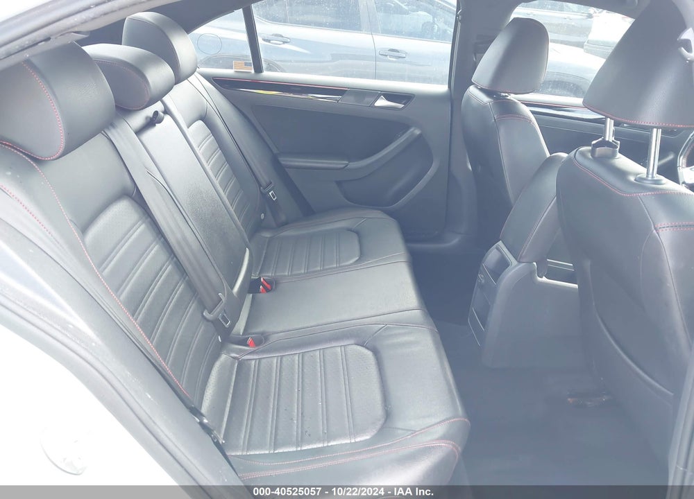 2017 VOLKSWAGEN JETTA GLI VIN: 3VW4T7AJ9HM318133