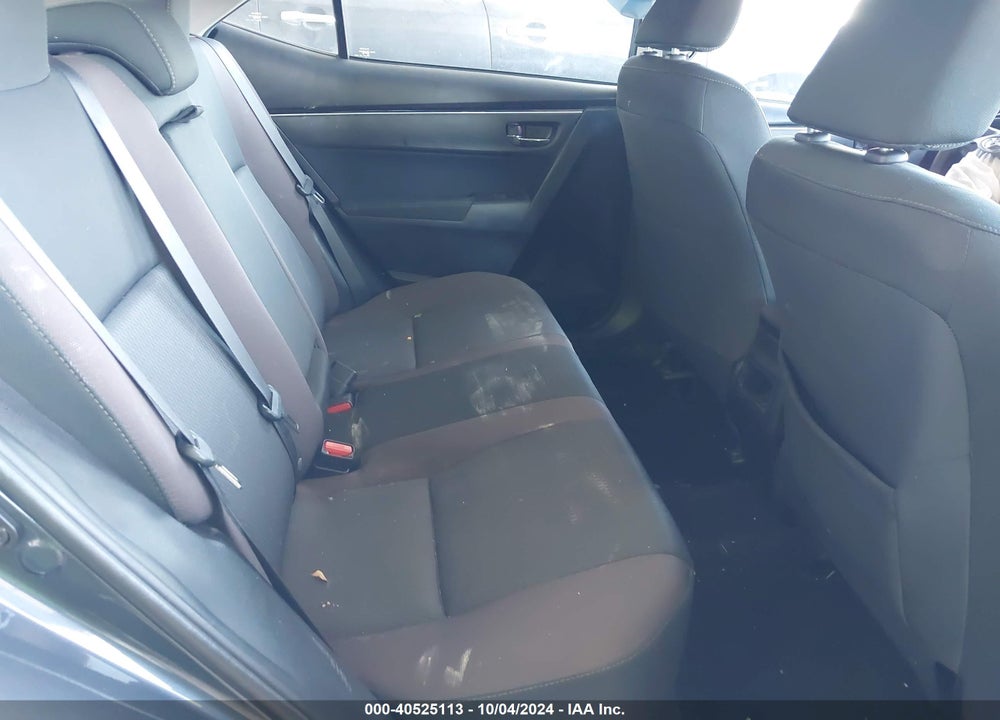 2018 TOYOTA COROLLA LE VIN: 5YFBURHE0JP821060