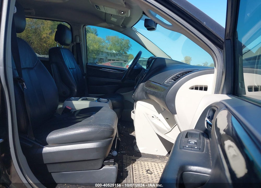 2015 CHRYSLER TOWN & COUNTRY TOURING VIN: 2C4RC1BG0FR657197