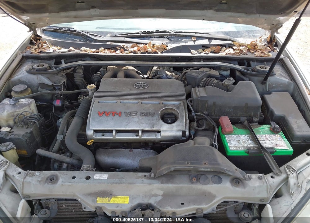 2005 TOYOTA CAMRY XLE V6 VIN: 4T1BF30K55U592906