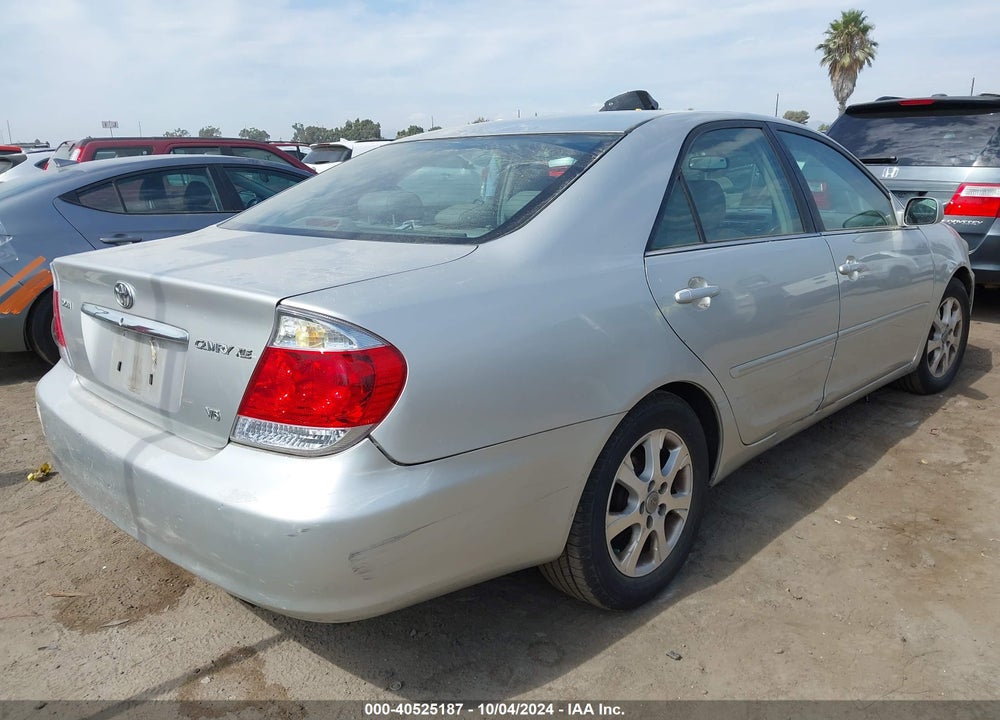 2005 TOYOTA CAMRY XLE V6 VIN: 4T1BF30K55U592906