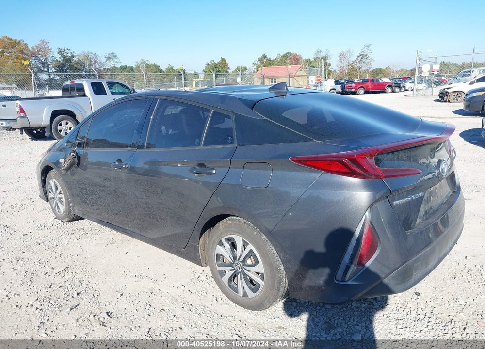 2018 TOYOTA PRIUS PRIME PREMIUM VIN: JTDKARFP0J3078275