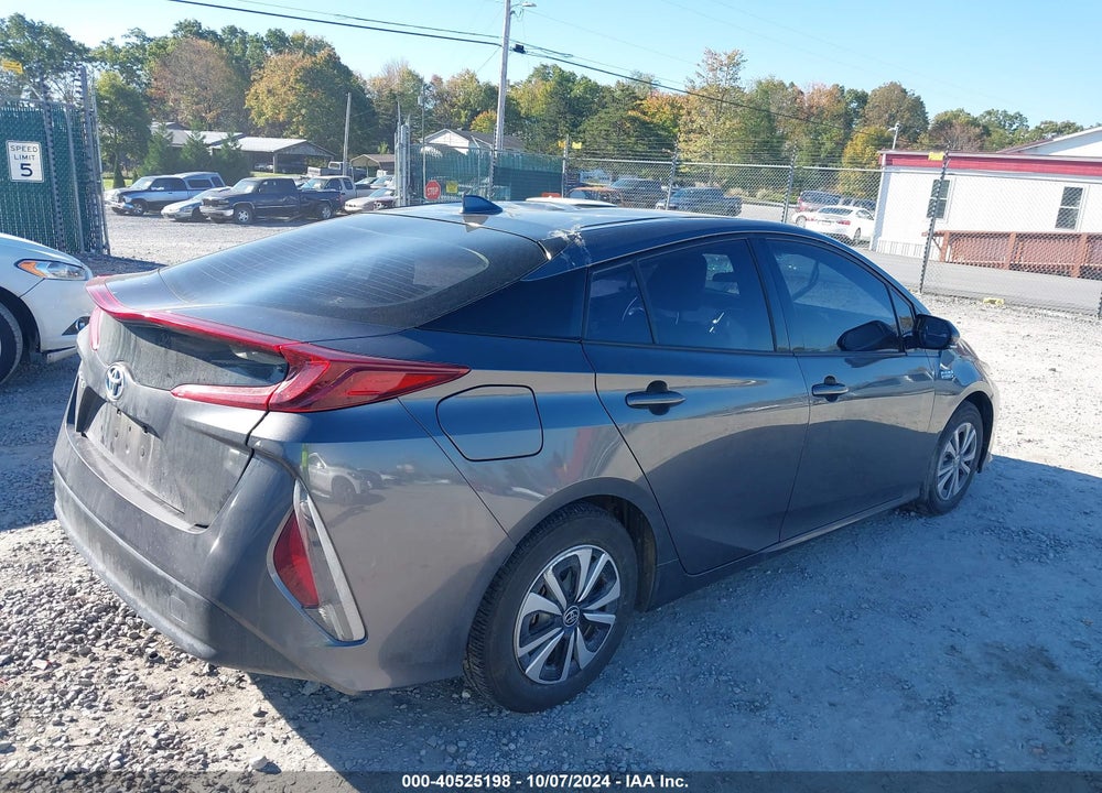 2018 TOYOTA PRIUS PRIME PREMIUM VIN: JTDKARFP0J3078275