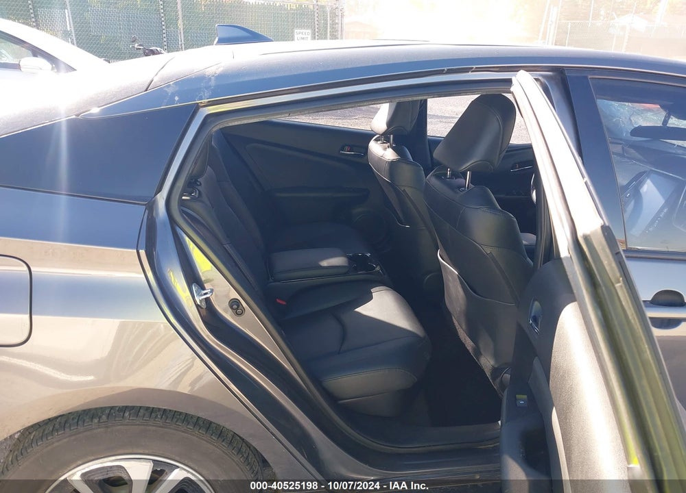 2018 TOYOTA PRIUS PRIME PREMIUM VIN: JTDKARFP0J3078275