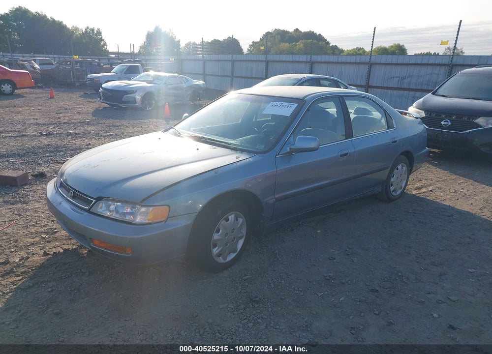 1996 HONDA ACCORD LX/EX VIN: 1HGCD5637TA296053