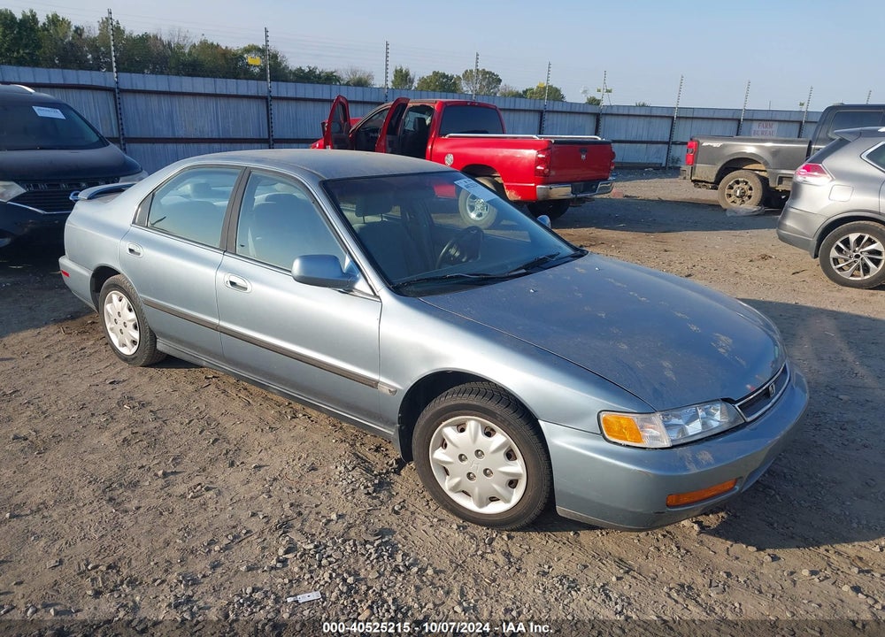 1996 HONDA ACCORD LX/EX VIN: 1HGCD5637TA296053