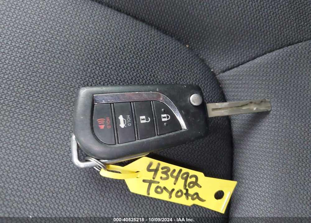 2020 TOYOTA COROLLA LE VIN: JTDEPRAE9LJ111824