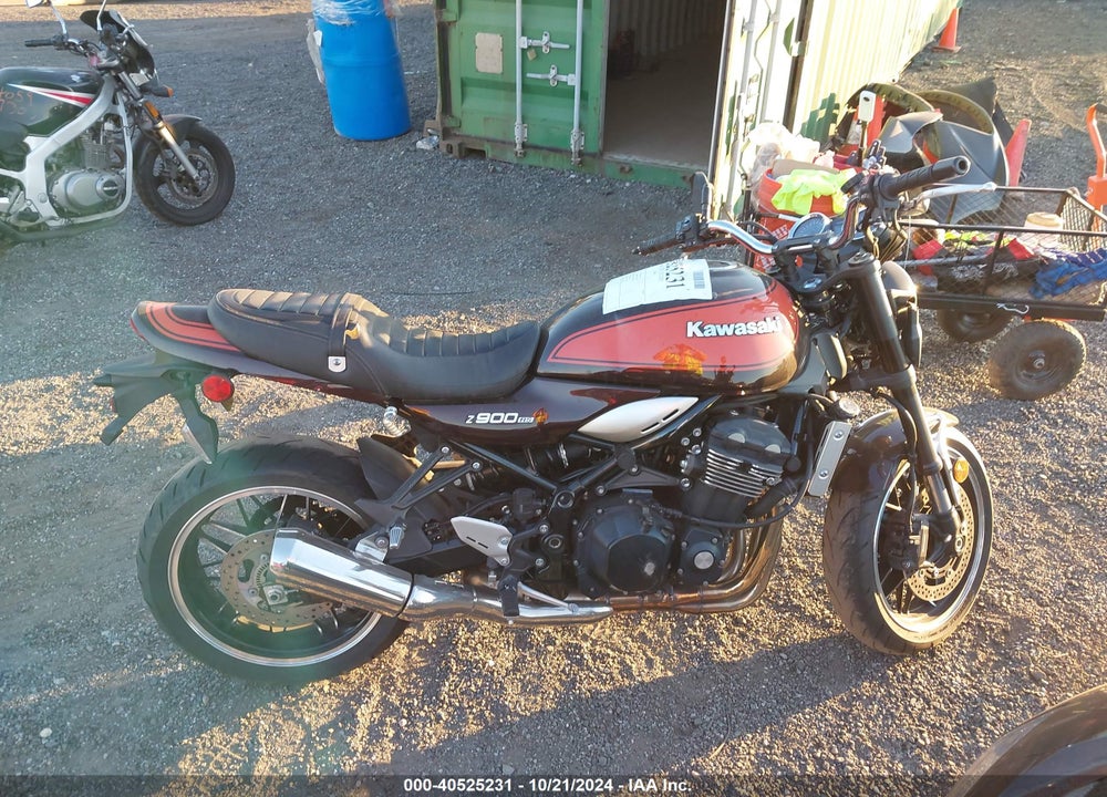 2018 KAWASAKI ZR900 R VIN: JKAZR2C1XJA001448