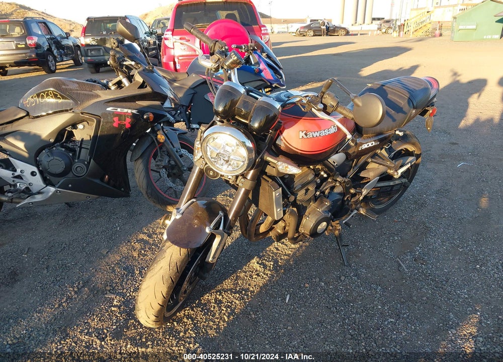 2018 KAWASAKI ZR900 R VIN: JKAZR2C1XJA001448