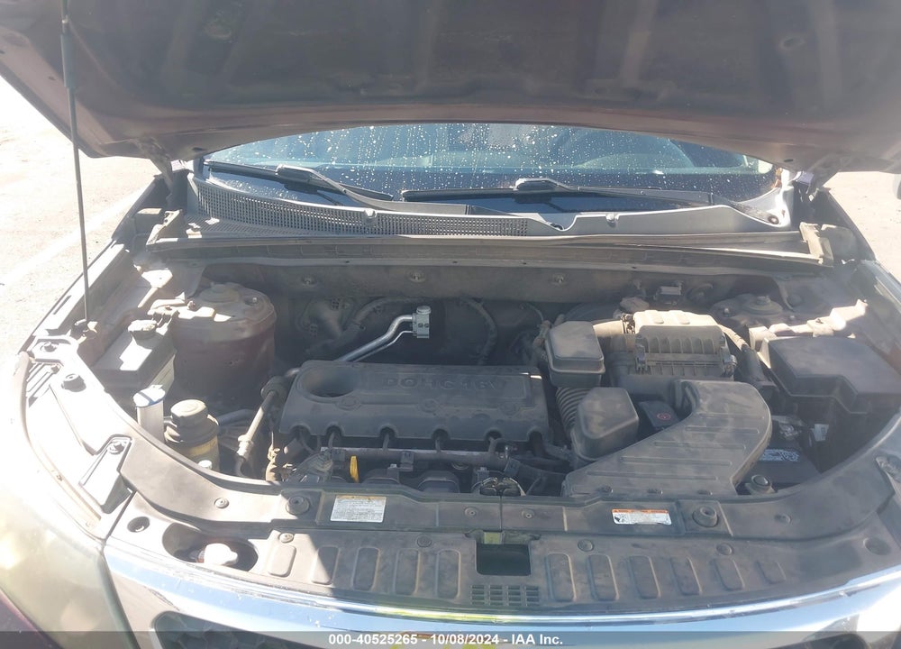 2011 KIA SORENTO LX VIN: 5XYKT3A15BG044467