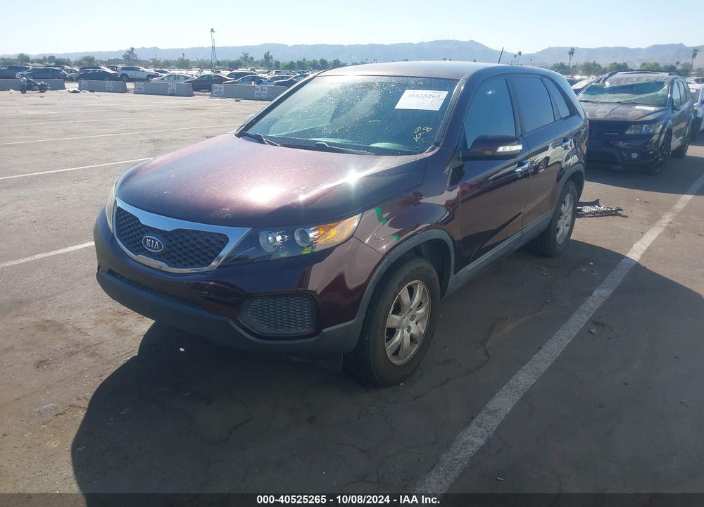 2011 KIA SORENTO LX VIN: 5XYKT3A15BG044467