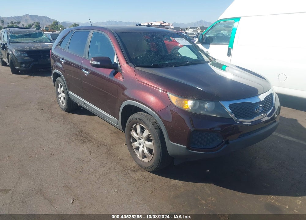 2011 KIA SORENTO LX VIN: 5XYKT3A15BG044467