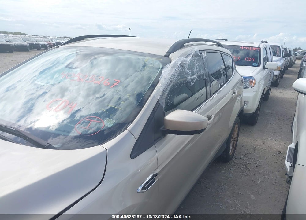 2018 FORD ESCAPE SE VIN: 1FMCU0GD4JUA74327