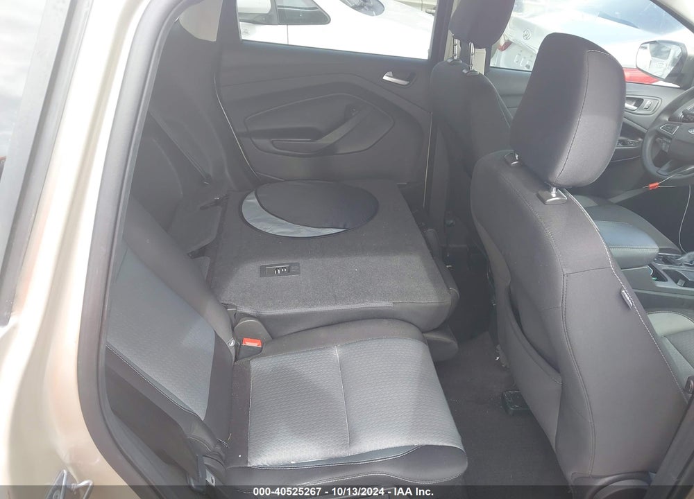 2018 FORD ESCAPE SE VIN: 1FMCU0GD4JUA74327