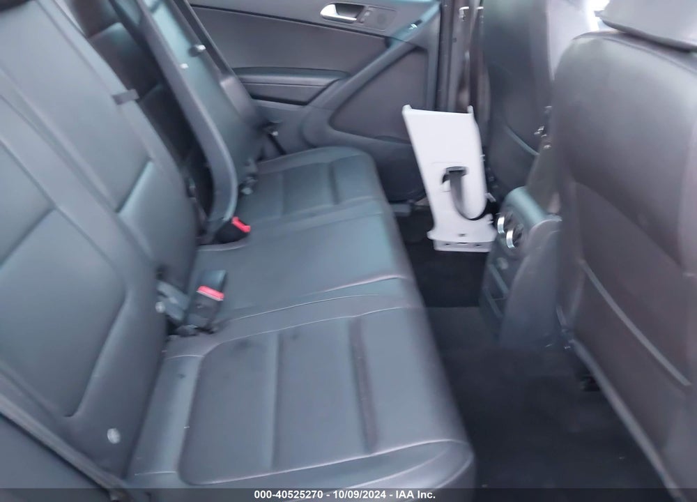2017 VOLKSWAGEN TIGUAN 2.0T WOLFSBURG EDITION VIN: WVGRV7AX2HW504485